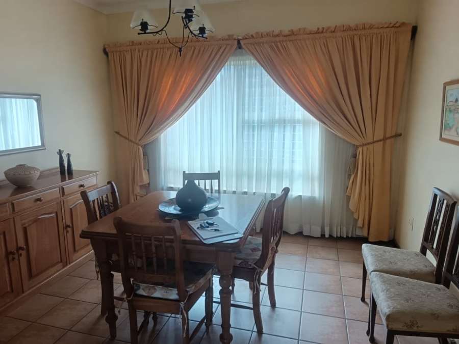 4 Bedroom Property for Sale in El Toro Park Northern Cape